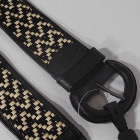 ⬇️Tunisian Noir Belt